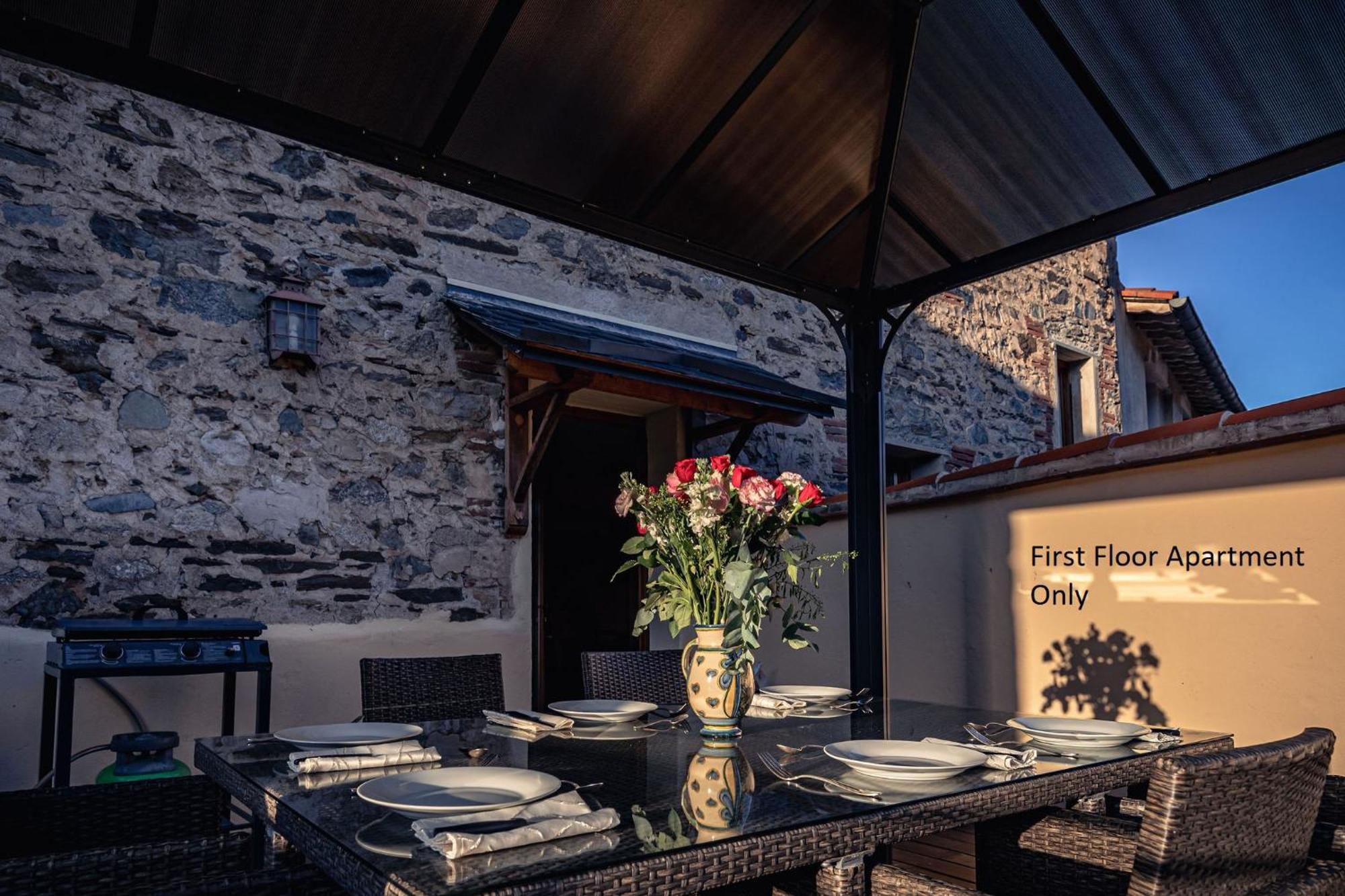 Sundrenched Relais De Poste In Serdinya Екстер'єр фото