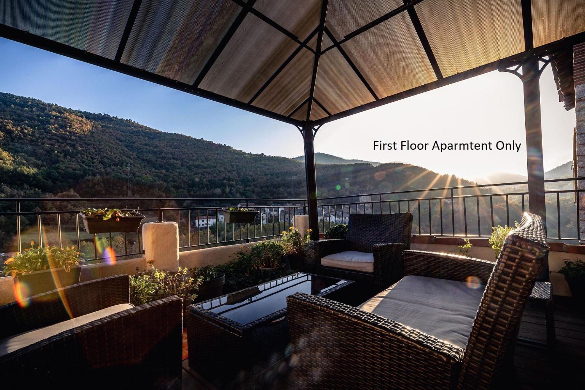 Sundrenched Relais De Poste In Serdinya Екстер'єр фото
